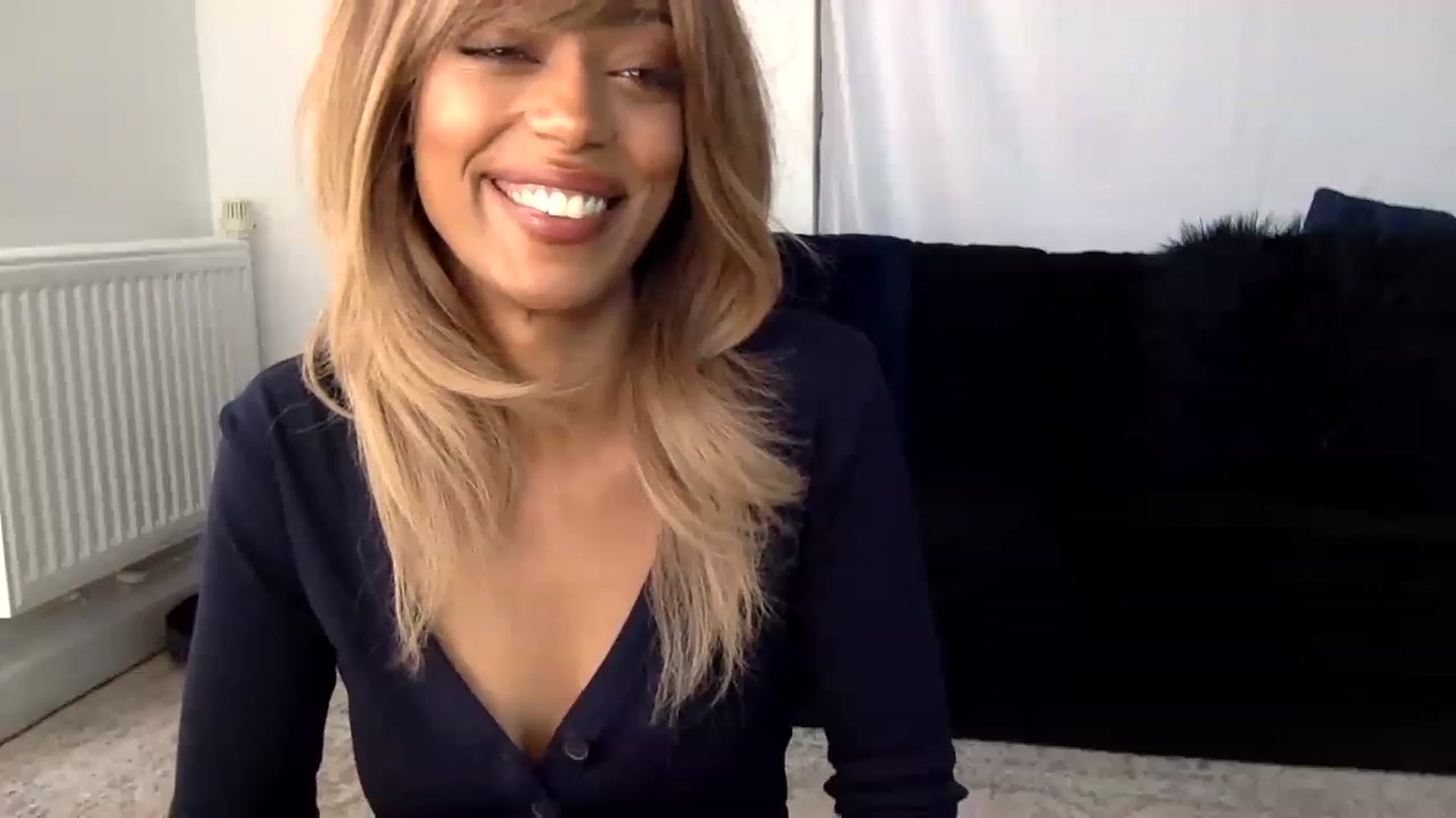 Gallery image thumbnail from MissLuna22's myfreecams stream on, 06/15/2023, 12:36 image 7 of 20