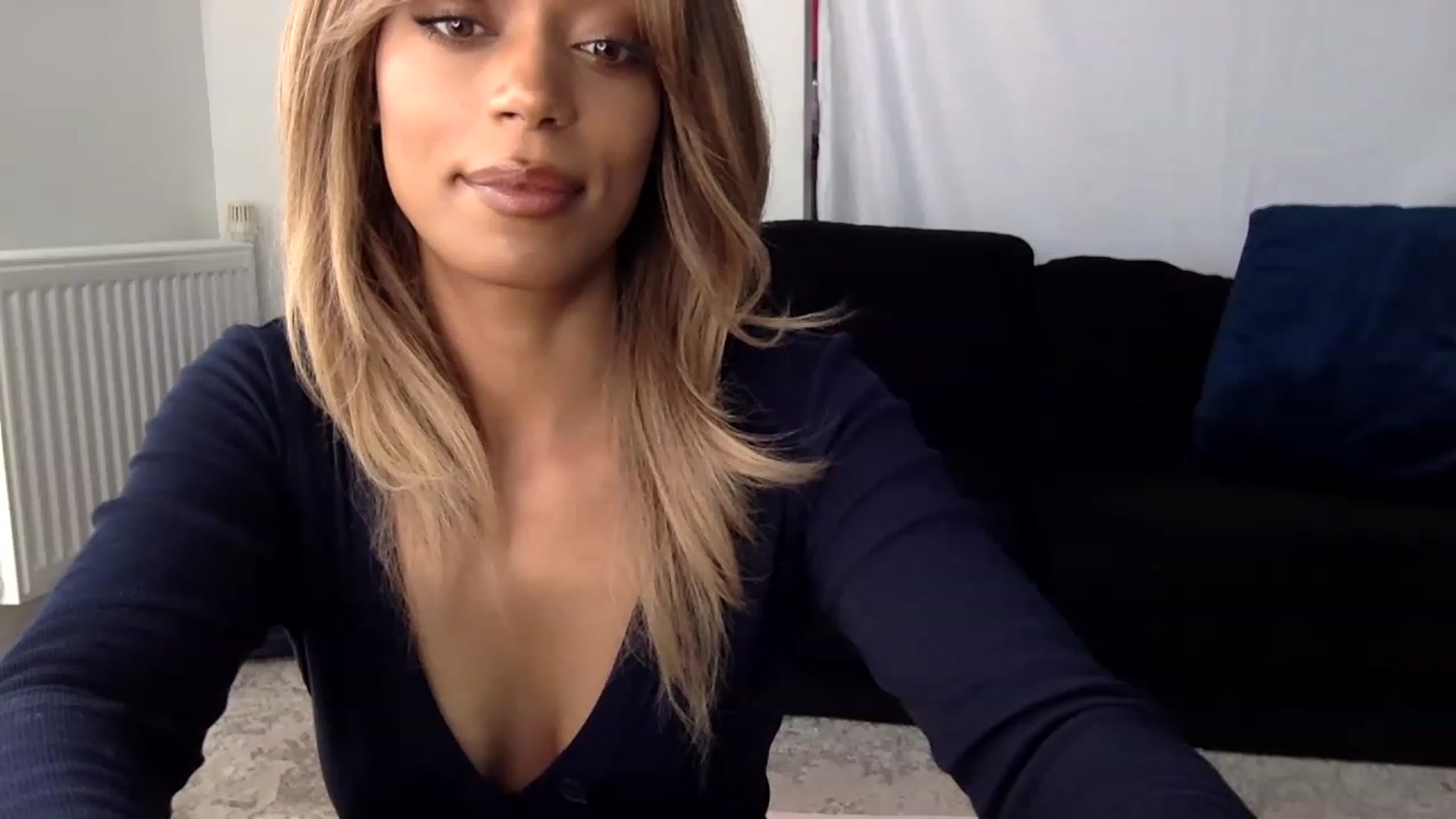 Gallery image thumbnail from MissLuna22's myfreecams stream on, 06/20/2023, 11:48 image 15 of 20