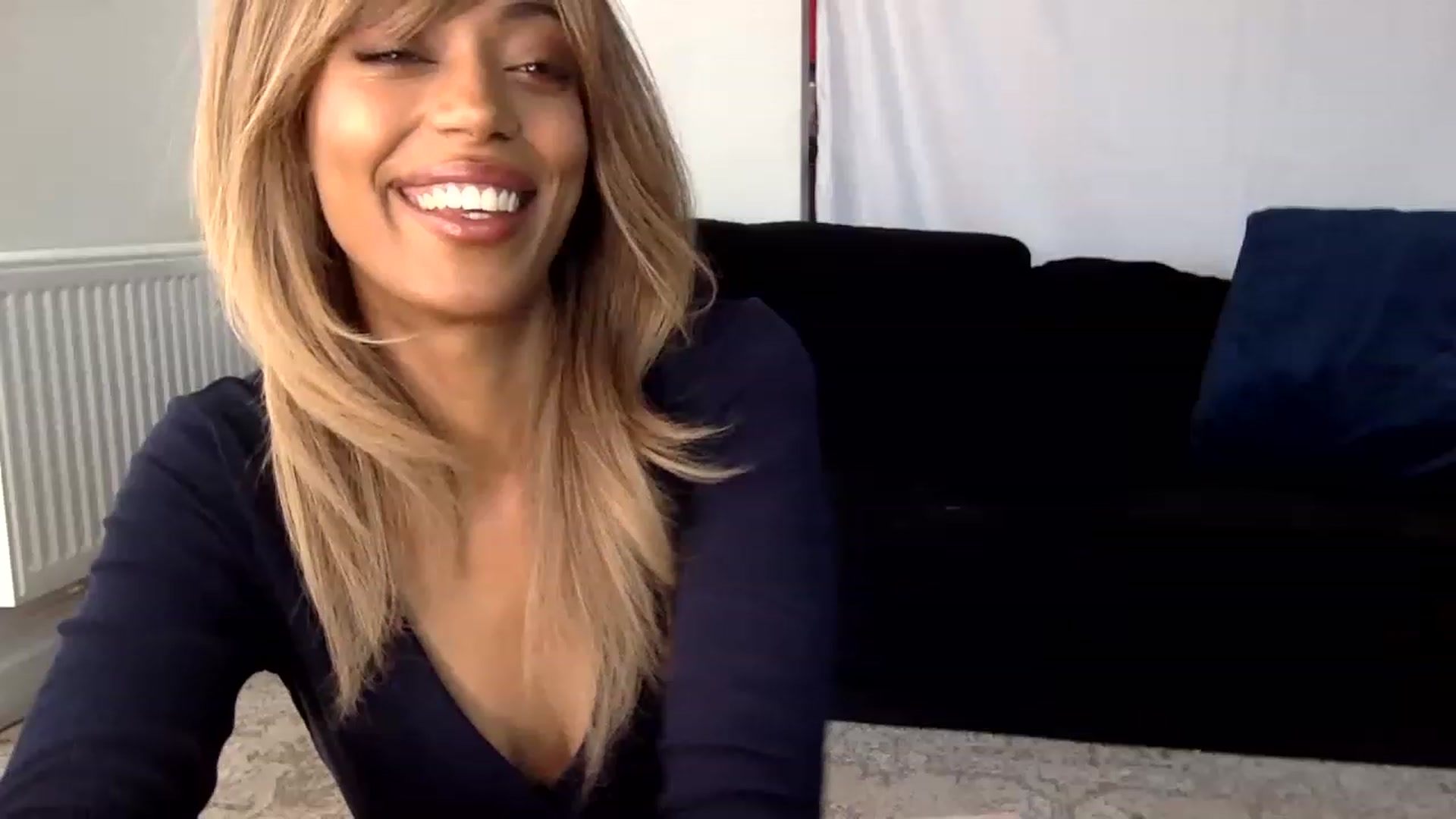 Gallery image thumbnail from MissLuna22's myfreecams stream on, 06/20/2023, 12:56 image 7 of 20