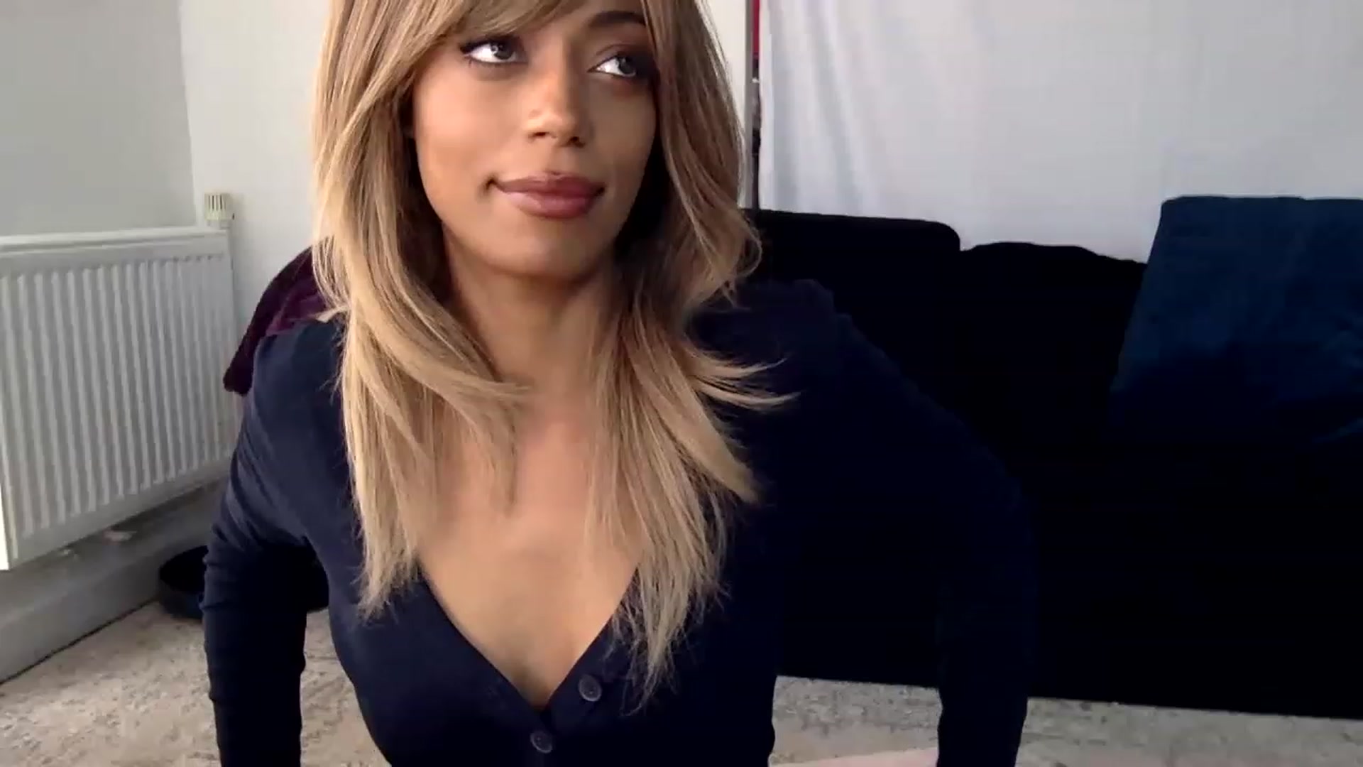 Gallery image thumbnail from MissLuna22's myfreecams stream on, 06/20/2023, 12:56 image 3 of 20