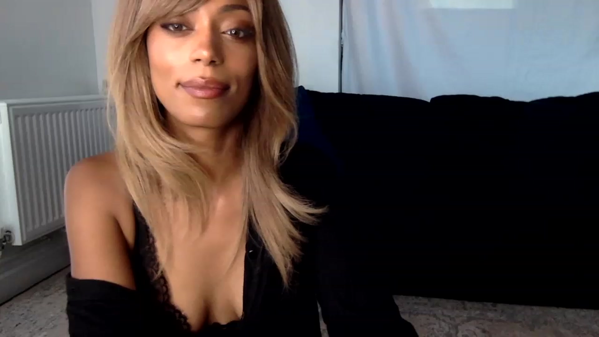 Gallery image thumbnail from MissLuna22's myfreecams stream on, 06/24/2023, 20:09 image 2 of 20