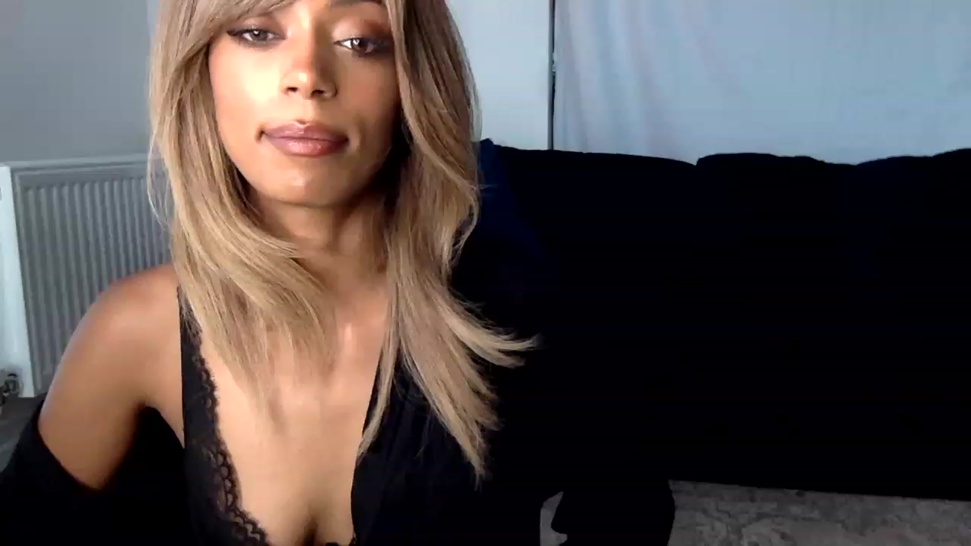 Gallery image thumbnail from MissLuna22's myfreecams stream on, 06/24/2023, 20:09 image 9 of 20