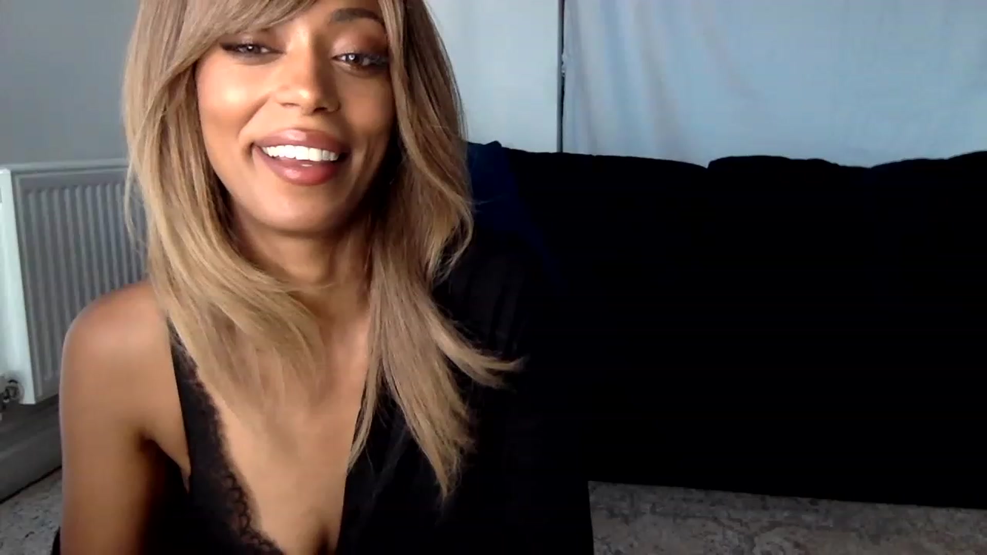 Gallery image thumbnail from MissLuna22's myfreecams stream on, 06/24/2023, 20:09 image 7 of 20