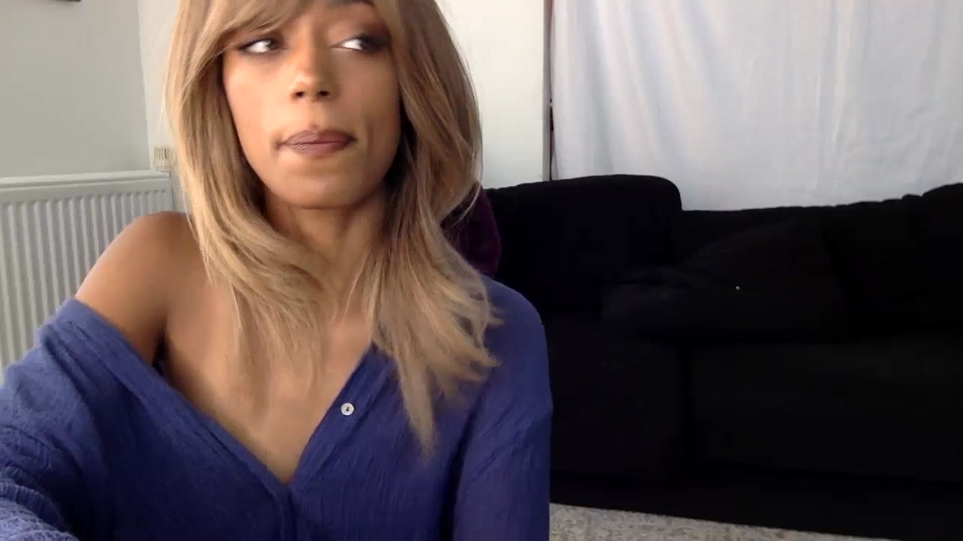 Gallery image thumbnail from MissLuna22's myfreecams stream on, 06/29/2023, 12:01 image 7 of 20