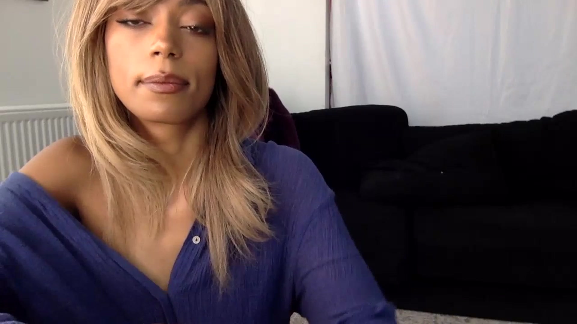 Gallery image thumbnail from MissLuna22's myfreecams stream on, 06/29/2023, 12:01 image 8 of 20