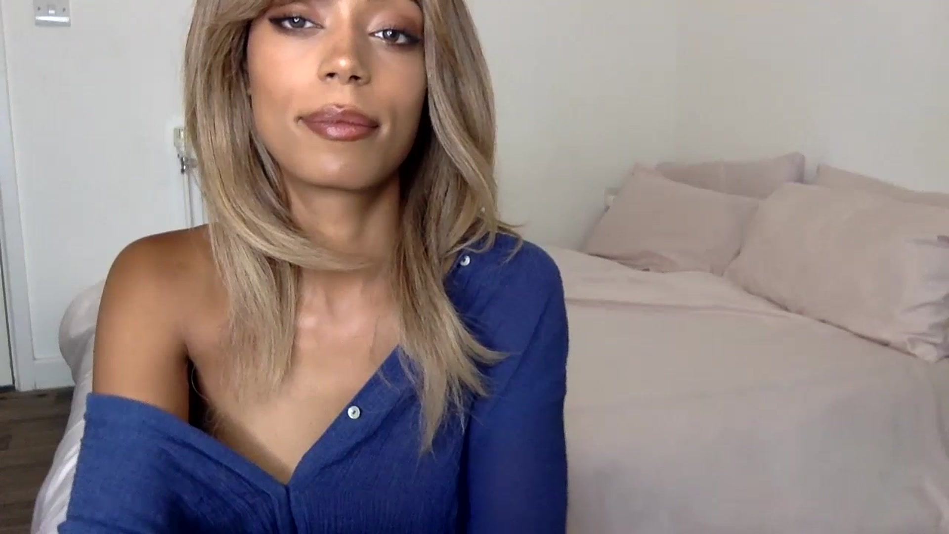 Gallery image thumbnail from MissLuna22's myfreecams stream on, 07/14/2023, 12:40 image 2 of 20