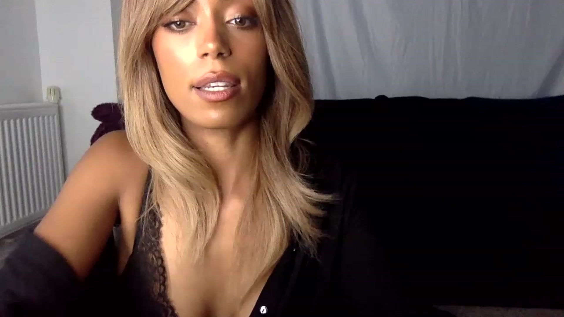 Gallery image thumbnail from MissLuna22's myfreecams stream on, 07/22/2023, 19:02 image 12 of 20
