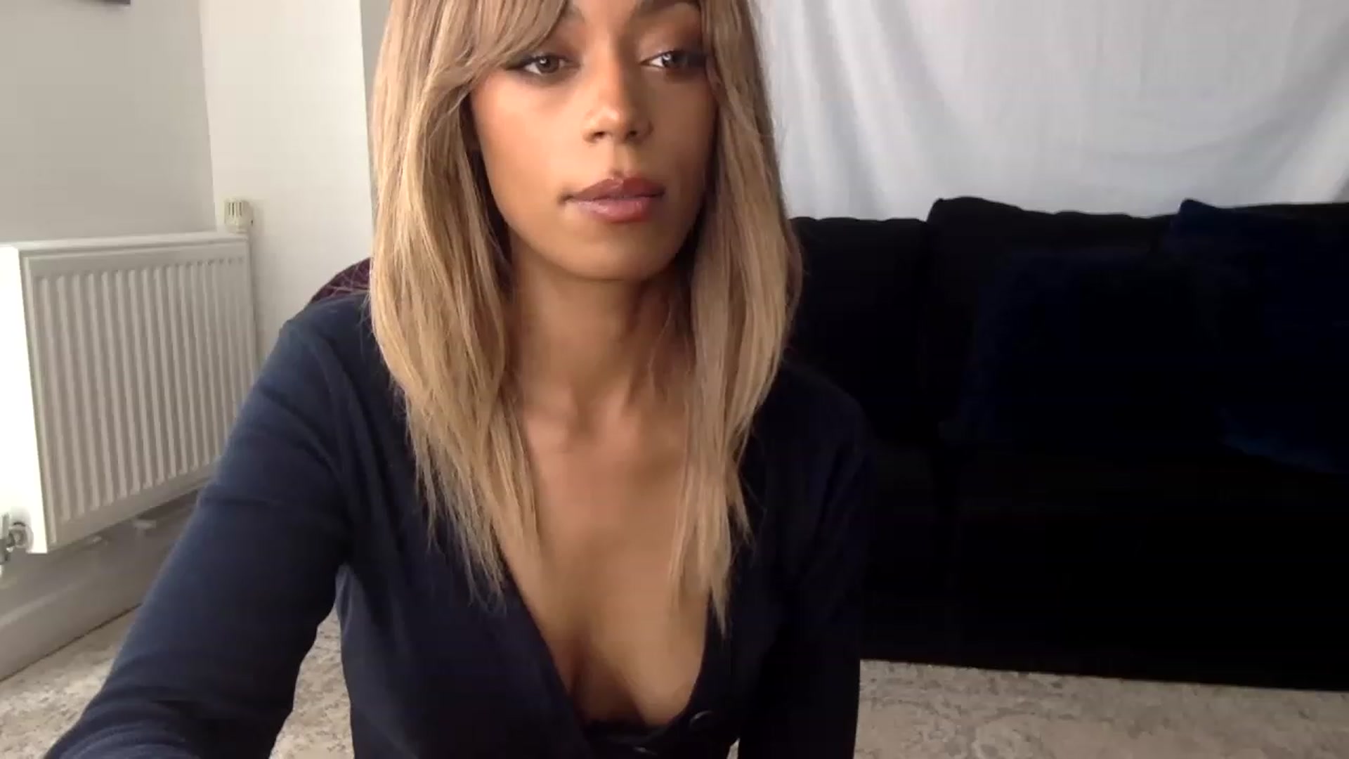 Gallery image thumbnail from MissLuna22's myfreecams stream on, 08/13/2023, 13:49 image 1 of 20