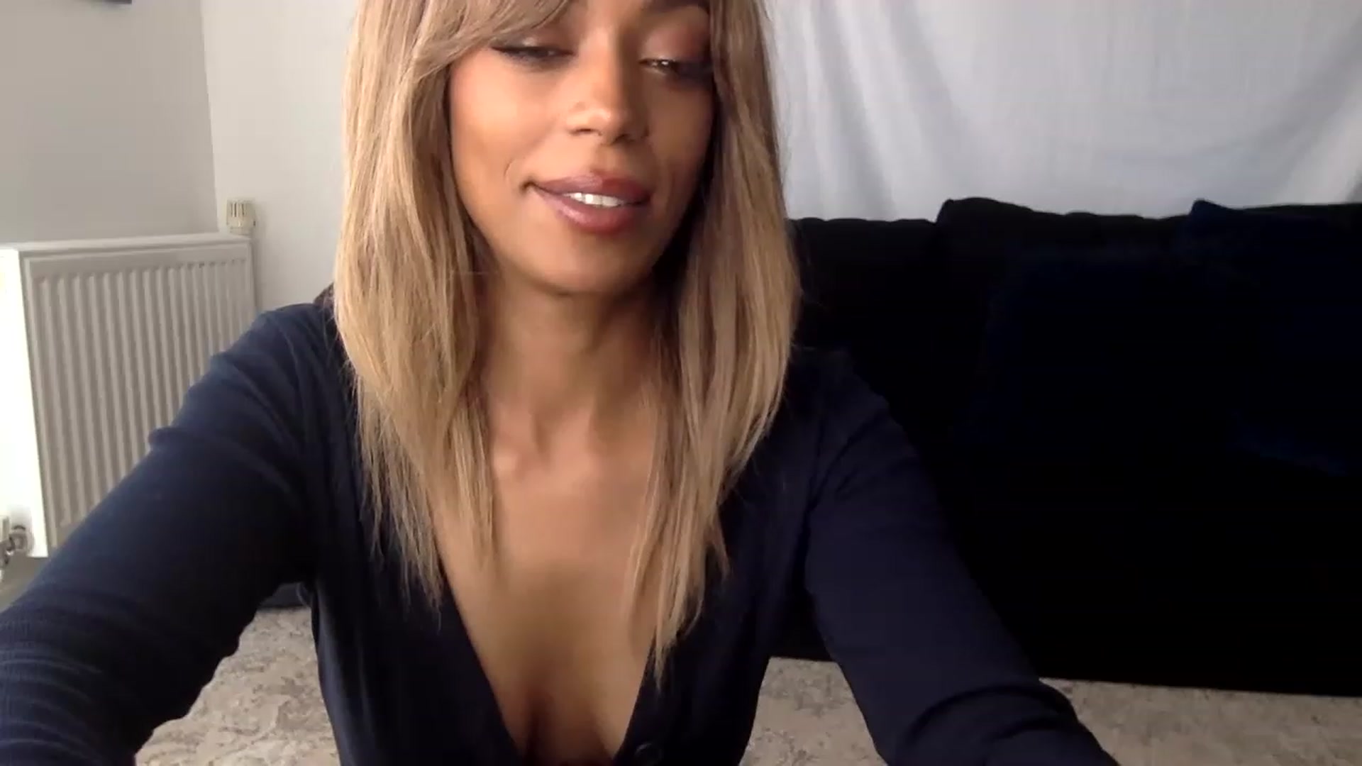 Gallery image thumbnail from MissLuna22's myfreecams stream on, 08/13/2023, 13:49 image 4 of 20