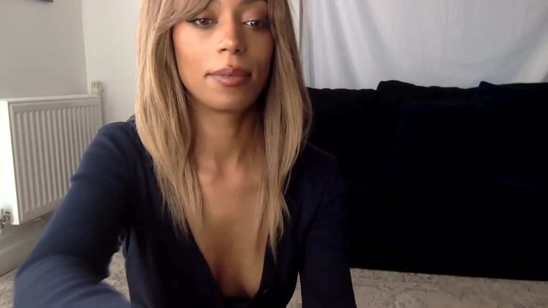 Gallery image thumbnail from MissLuna22's myfreecams stream on, 08/13/2023, 13:49 image 5 of 20