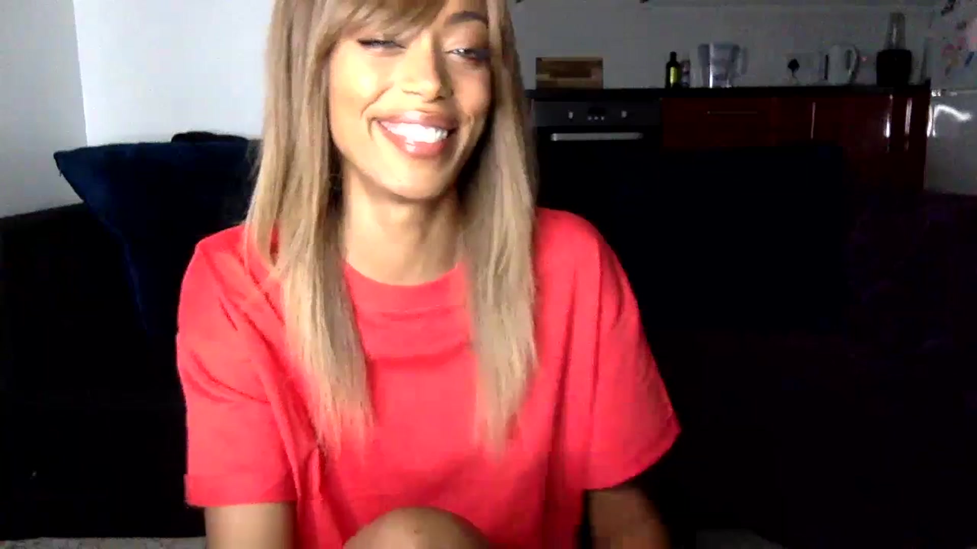 Gallery image thumbnail from MissLuna22's myfreecams stream on, 12/16/2023, 19:59 image 4 of 20