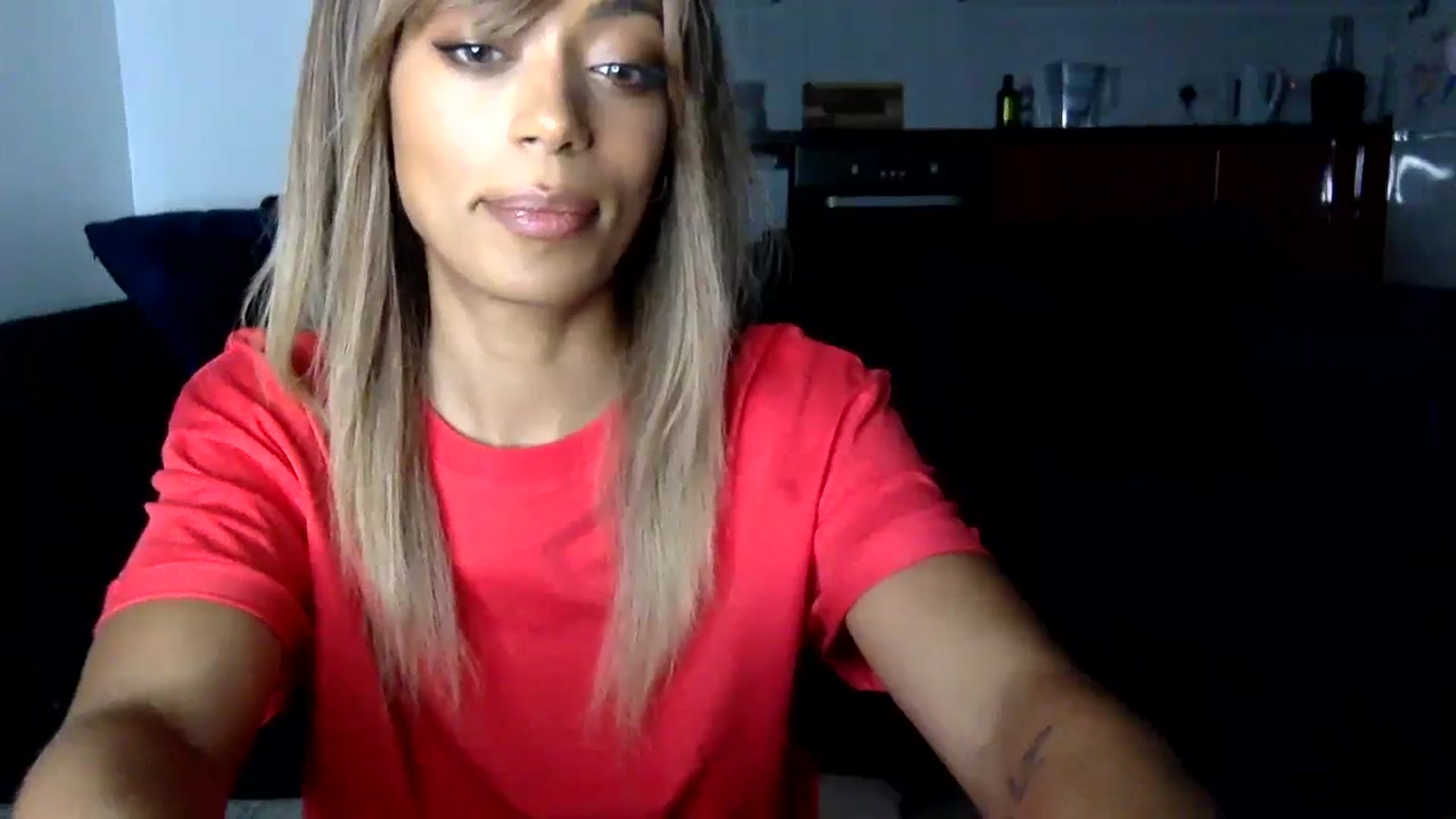 Gallery image thumbnail from MissLuna22's myfreecams stream on, 12/16/2023, 19:59 image 19 of 20