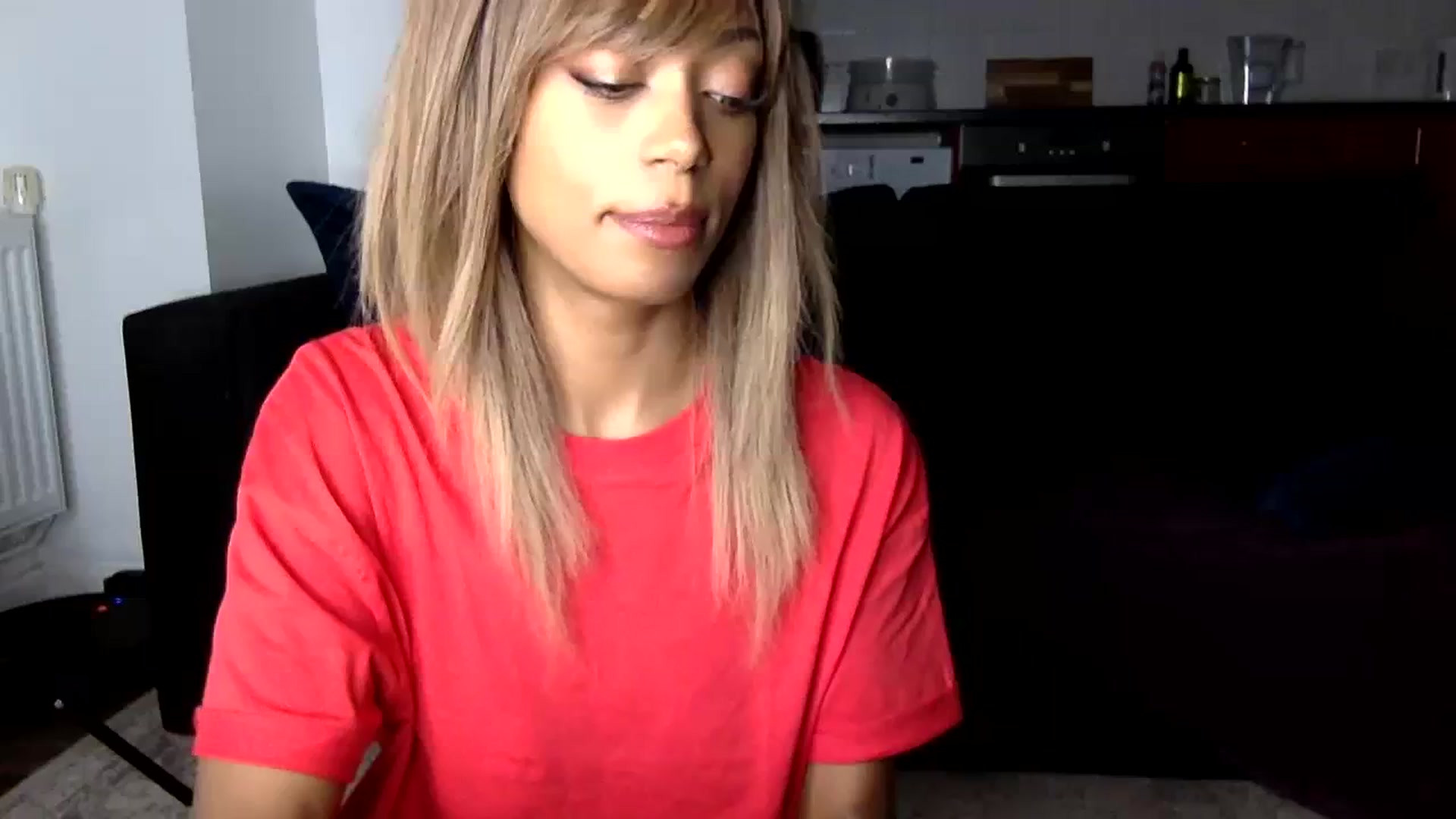 Gallery image thumbnail from MissLuna22's myfreecams stream on, 12/27/2023, 17:09 image 15 of 20
