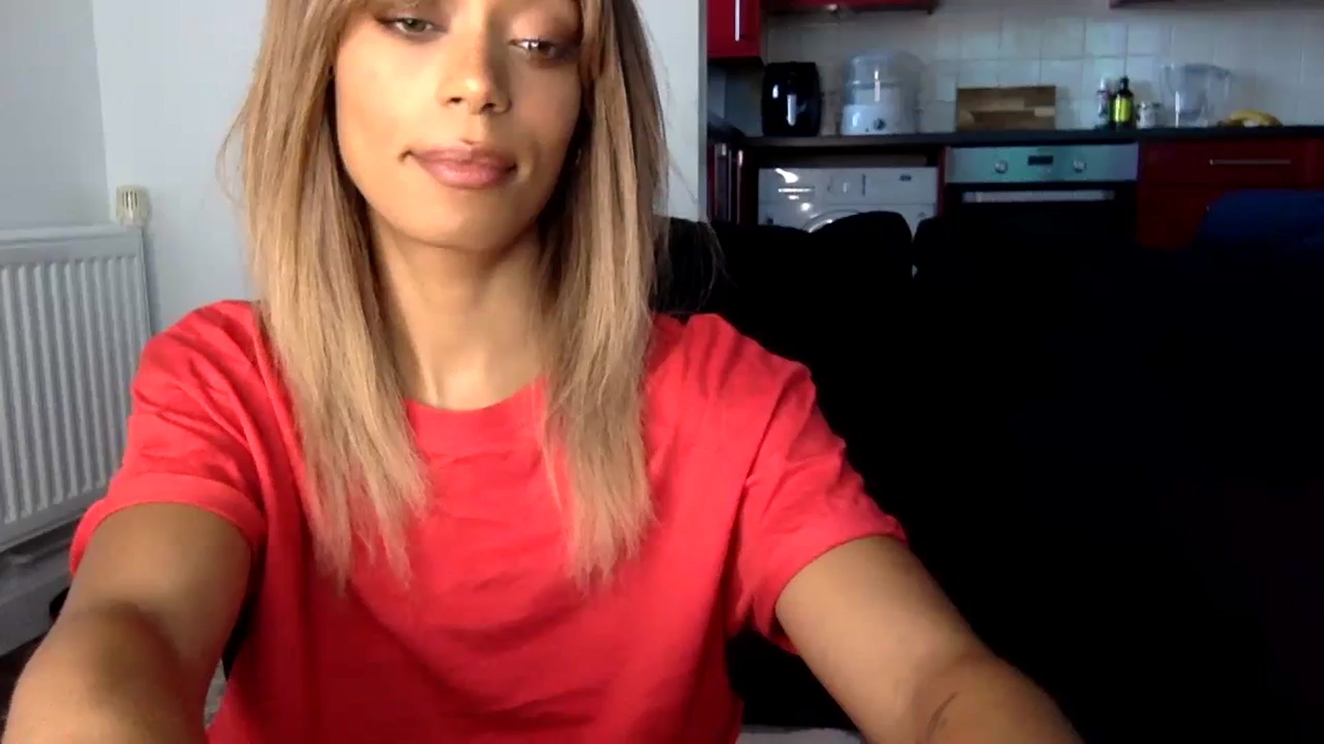 Gallery image thumbnail from MissLuna22's myfreecams stream on, 01/16/2024, 15:37 image 11 of 20