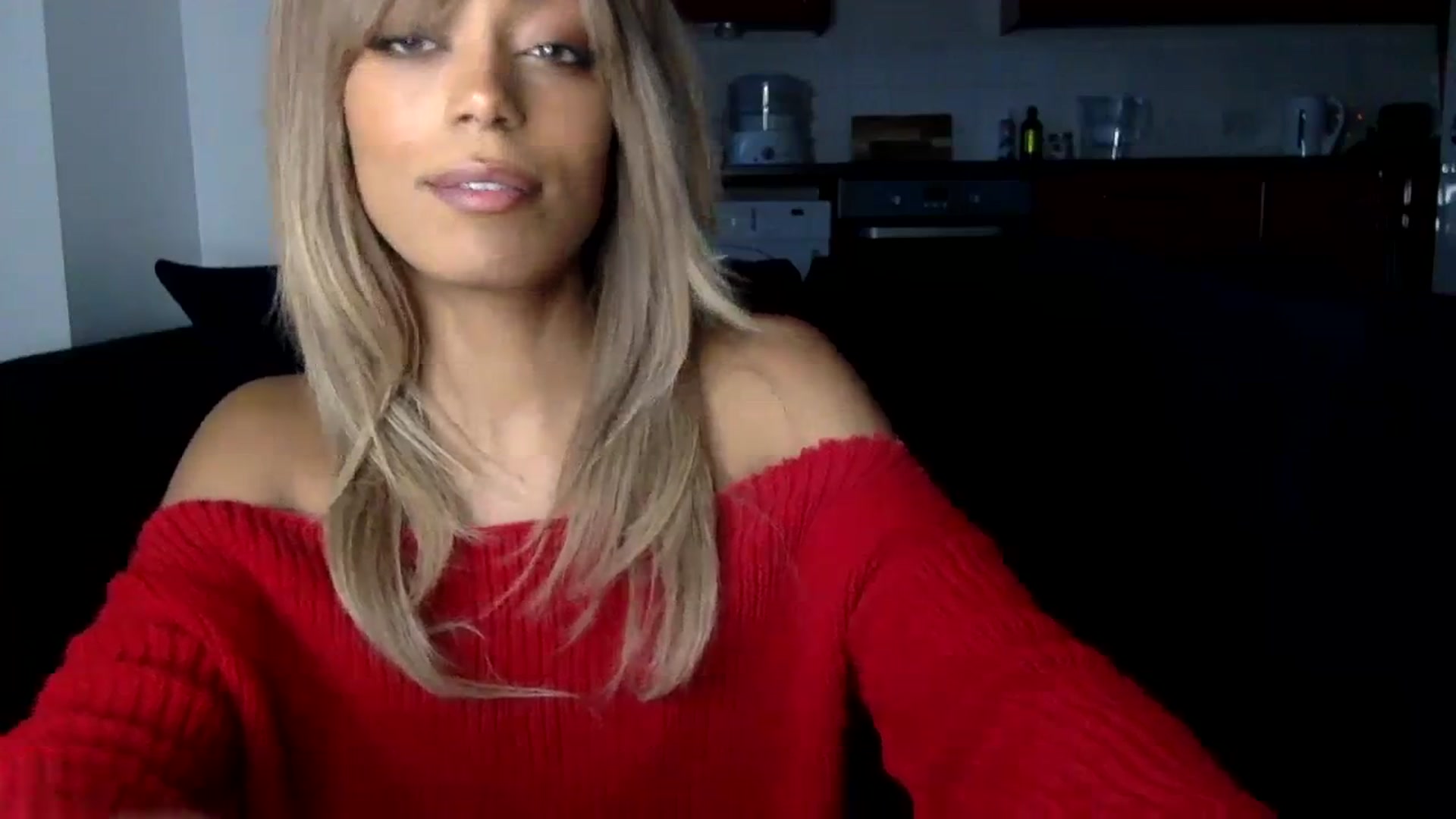 Gallery image thumbnail from MissLuna22's myfreecams stream on, 01/21/2024, 16:37 image 2 of 20