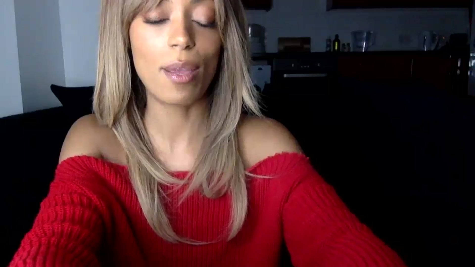 Gallery image thumbnail from MissLuna22's myfreecams stream on, 01/21/2024, 16:37 image 20 of 20