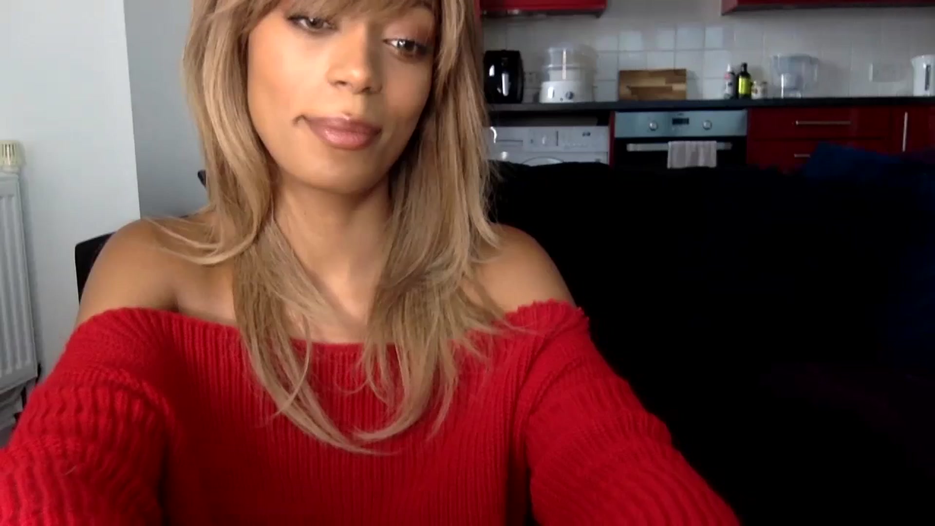 Gallery image thumbnail from MissLuna22's myfreecams stream on, 01/25/2024, 13:01 image 15 of 20