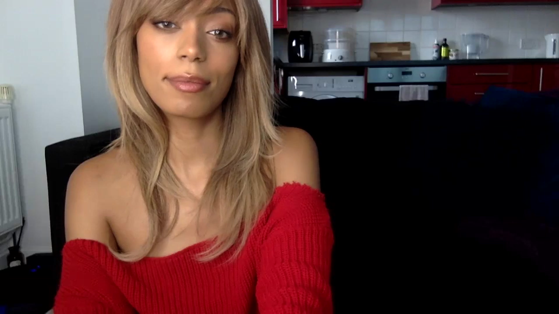 Gallery image thumbnail from MissLuna22's myfreecams stream on, 01/25/2024, 13:01 image 20 of 20