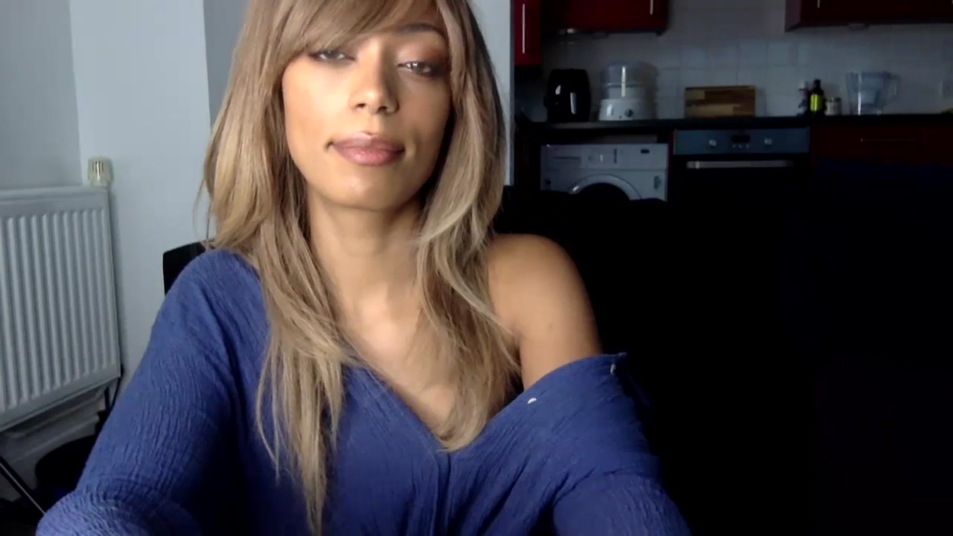 Gallery image thumbnail from MissLuna22's myfreecams stream on, 02/07/2024, 14:00 image 20 of 20