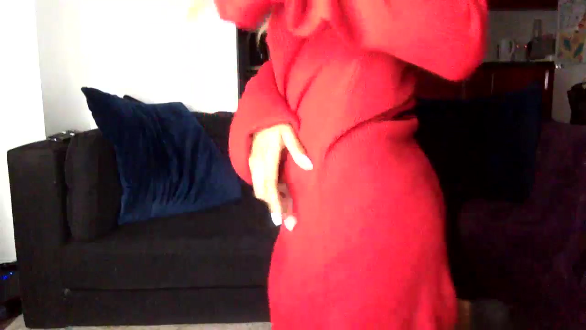 Gallery image thumbnail from MissLuna22's myfreecams stream on, 02/17/2024, 19:20 image 15 of 20