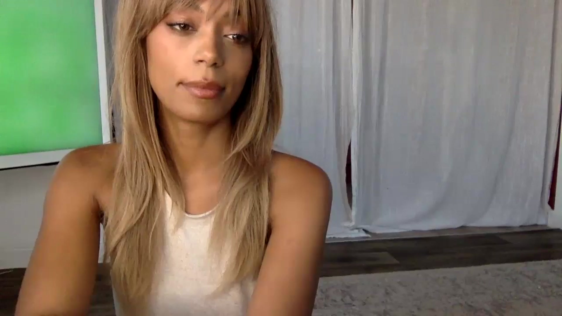 Gallery image thumbnail from MissLuna222's myfreecams stream on, 10/07/2024, 11:54 image 4 of 20