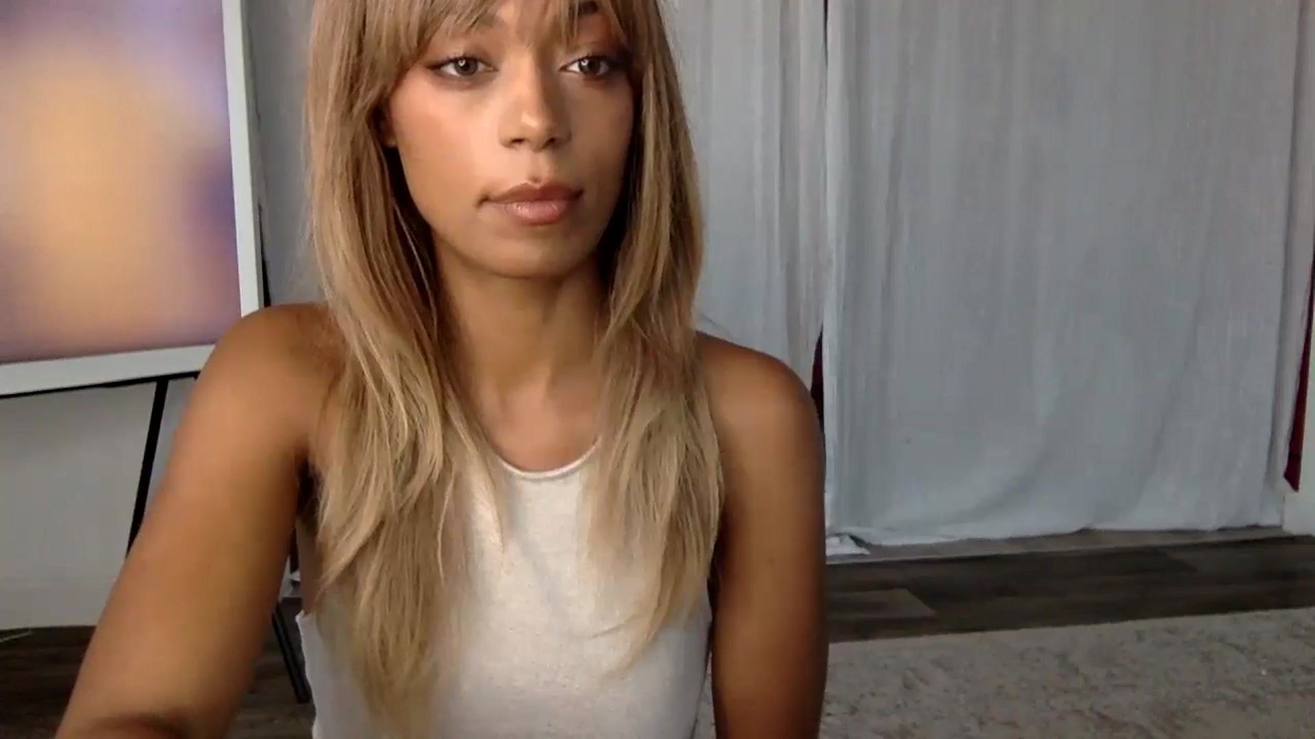 Gallery image thumbnail from MissLuna222's myfreecams stream on, 10/07/2024, 11:54 image 15 of 20