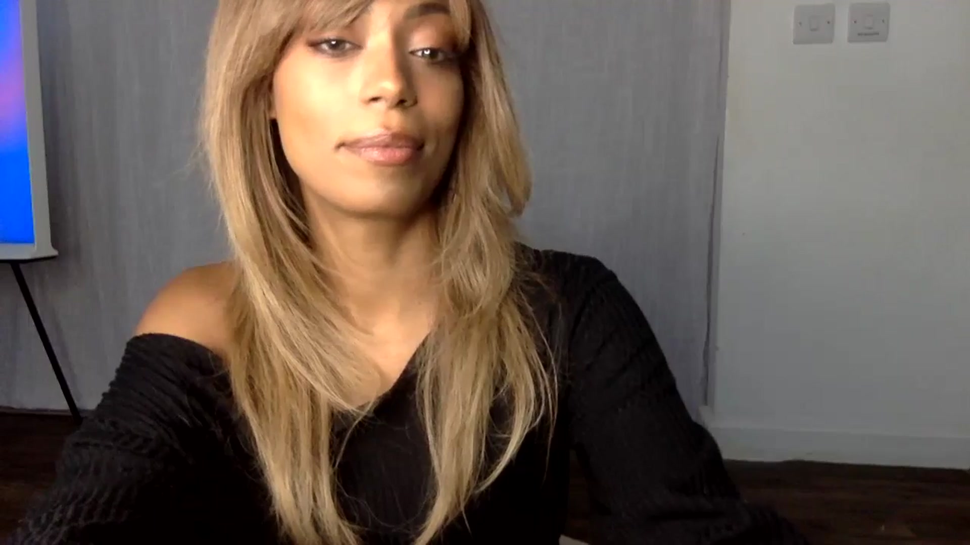 Gallery image thumbnail from MissLuna222's myfreecams stream on, 12/12/2024, 14:00 image 3 of 20