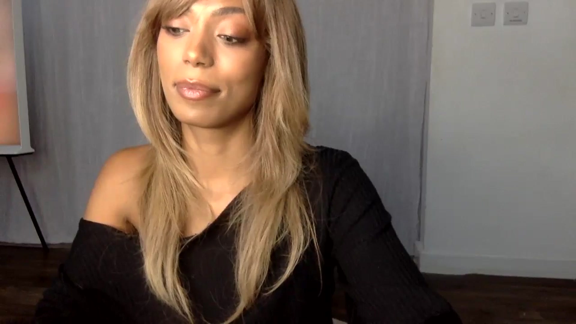 Gallery image thumbnail from MissLuna222's myfreecams stream on, 12/12/2024, 14:00 image 2 of 20
