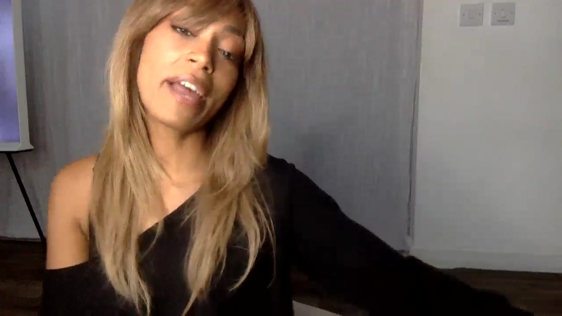 Gallery image thumbnail from MissLuna222's myfreecams stream on, 12/12/2024, 14:00 image 18 of 20