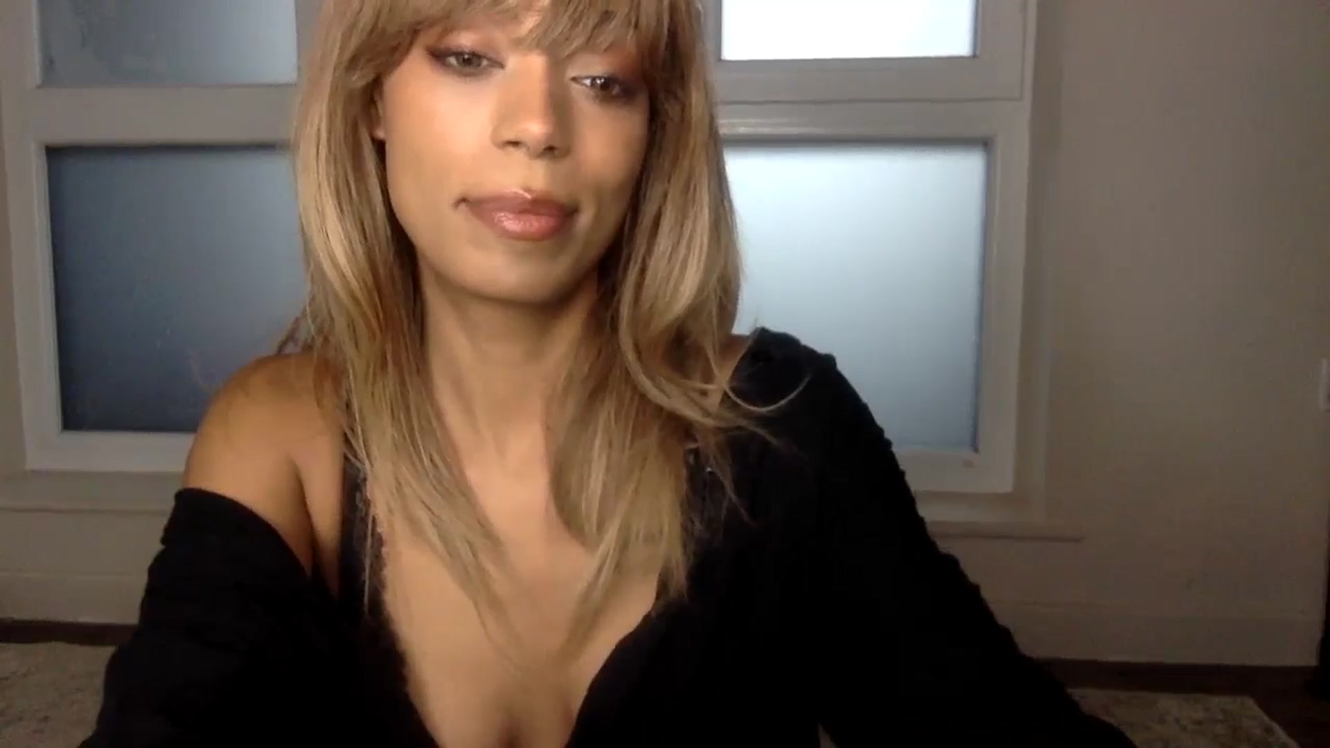 Gallery image thumbnail from MissLuna222's myfreecams stream on, 02/11/2025, 13:32 image 9 of 20