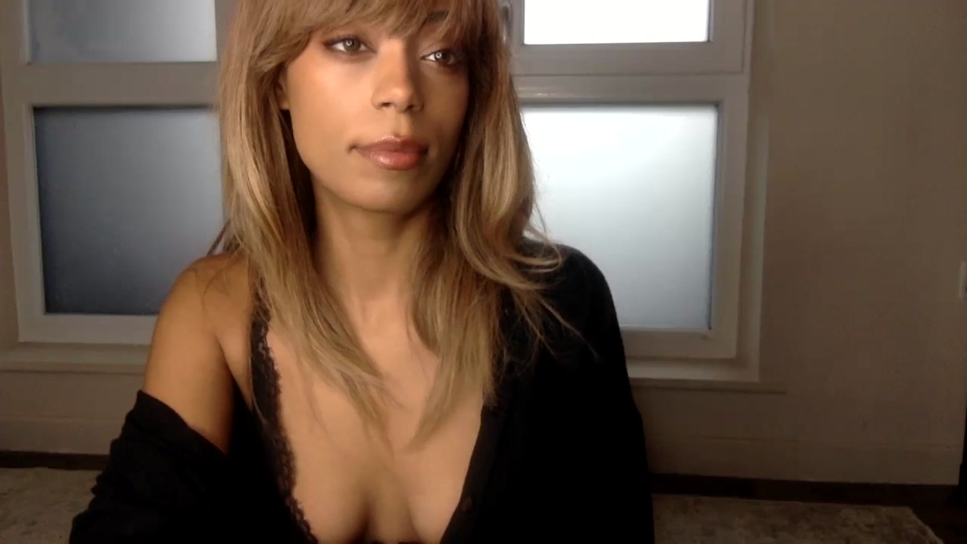 Gallery image thumbnail from MissLuna222's myfreecams stream on, 02/11/2025, 13:32 image 2 of 20