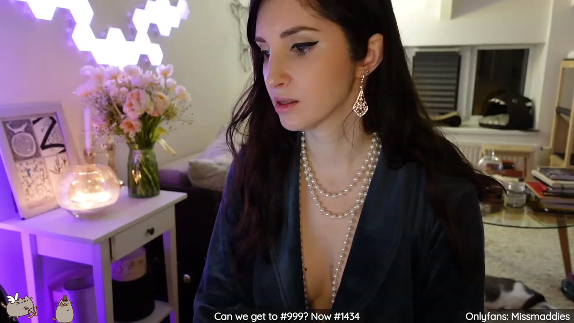 Gallery image thumbnail from MissMaddies's myfreecams stream on, 02/20/2023, 02:29 image 13 of 20