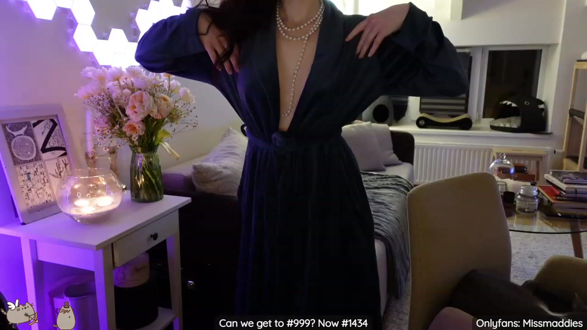 Gallery image thumbnail from MissMaddies's myfreecams stream on, 02/20/2023, 02:29 image 14 of 20