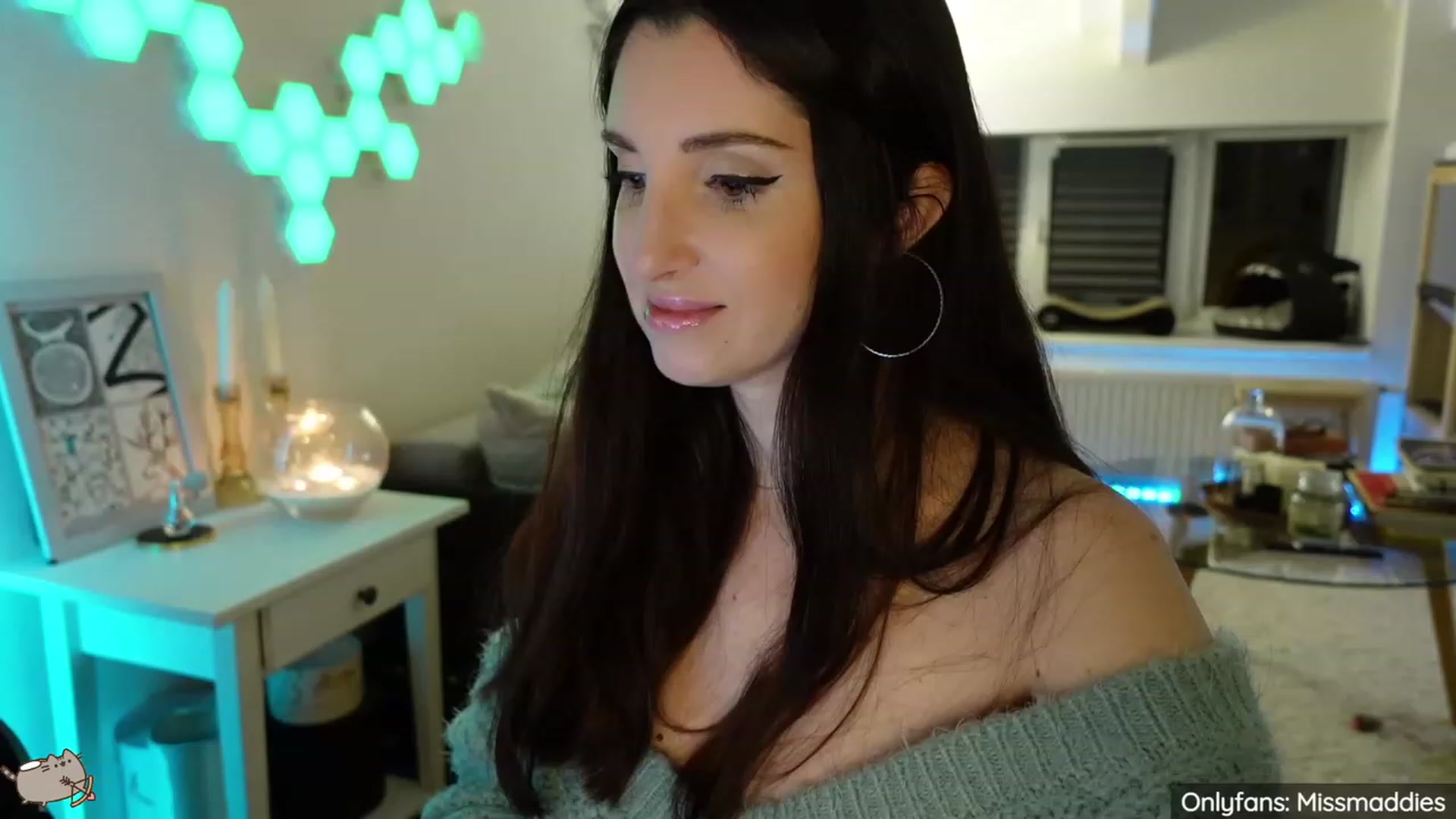Gallery image thumbnail from MissMaddies's myfreecams stream on, 02/23/2023, 02:50 image 1 of 20
