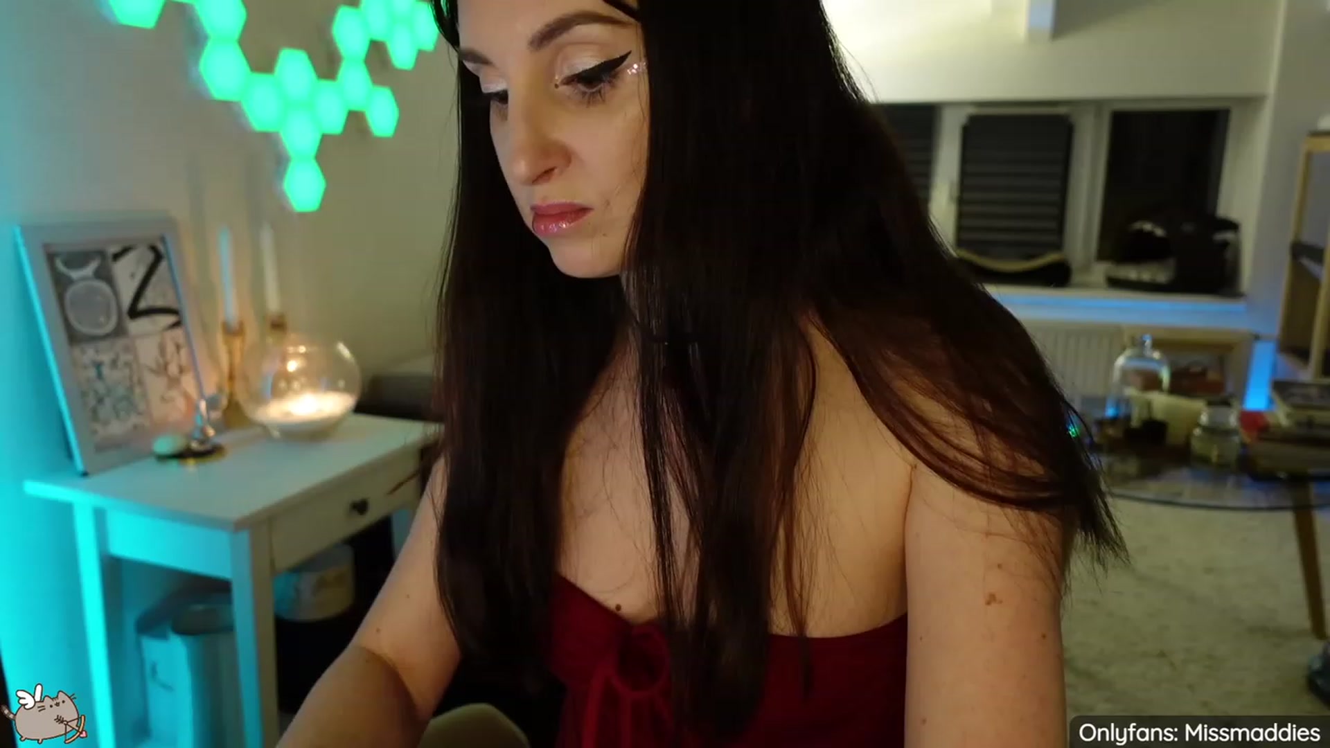 Gallery image thumbnail from MissMaddies's myfreecams stream on, 02/24/2023, 02:31 image 11 of 20