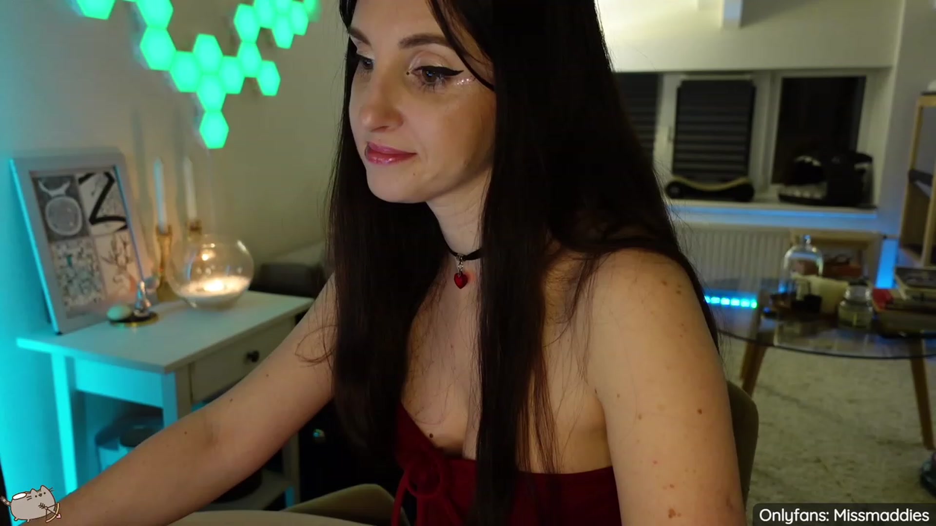 Gallery image thumbnail from MissMaddies's myfreecams stream on, 02/24/2023, 02:31 image 12 of 20