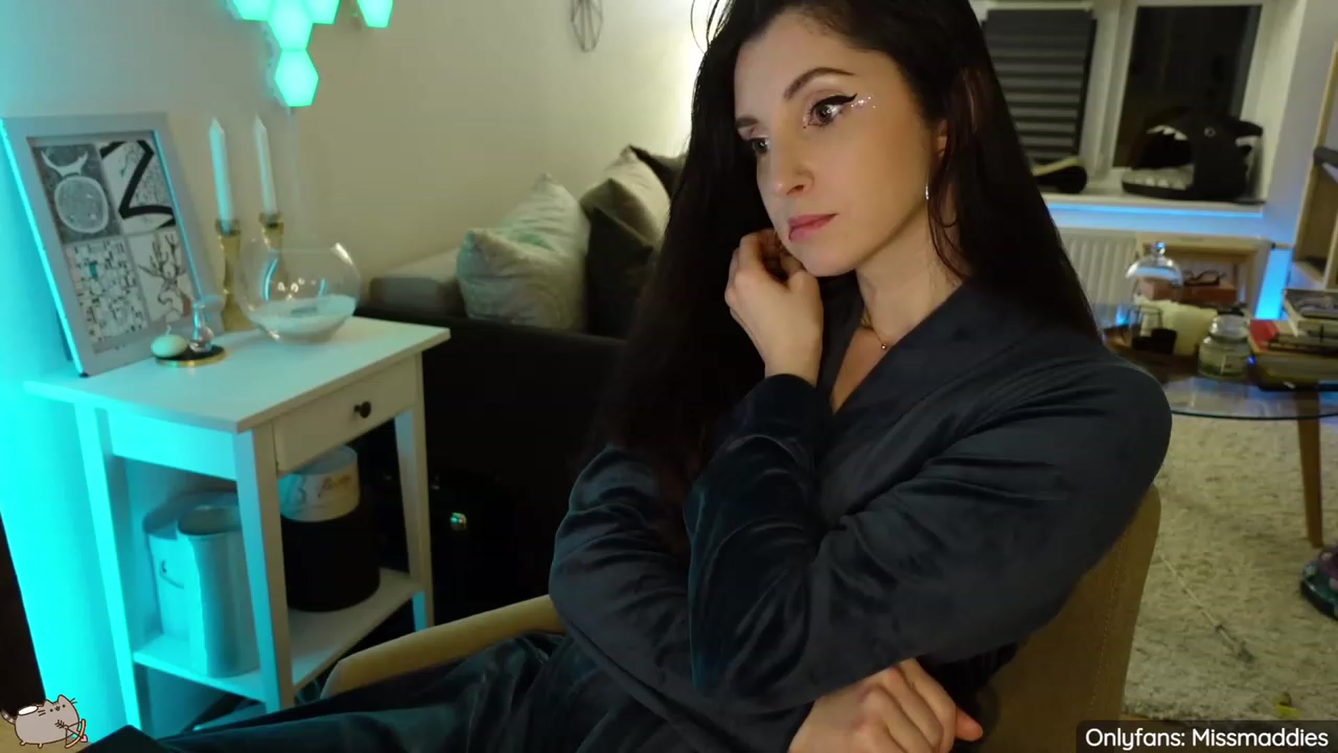Gallery image thumbnail from MissMaddies's myfreecams stream on, 02/24/2023, 03:57 image 4 of 20