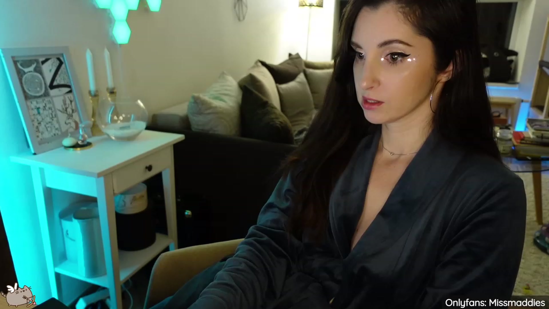 Gallery image thumbnail from MissMaddies's myfreecams stream on, 02/24/2023, 03:57 image 10 of 20