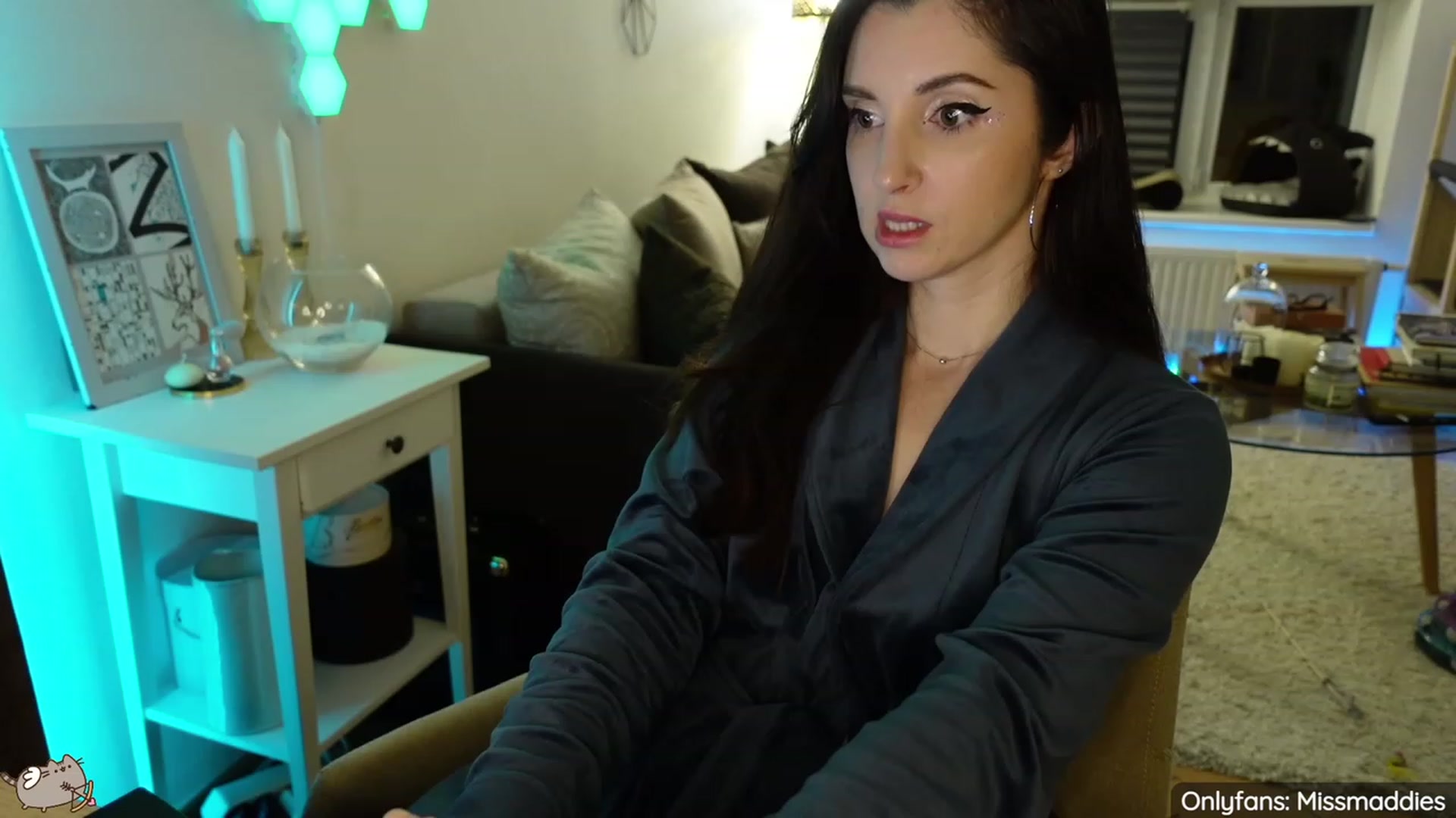 Gallery image thumbnail from MissMaddies's myfreecams stream on, 02/24/2023, 03:57 image 6 of 20