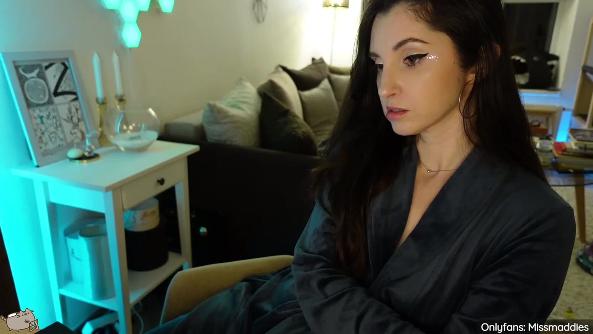 Gallery image thumbnail from MissMaddies's myfreecams stream on, 02/24/2023, 03:57 image 8 of 20