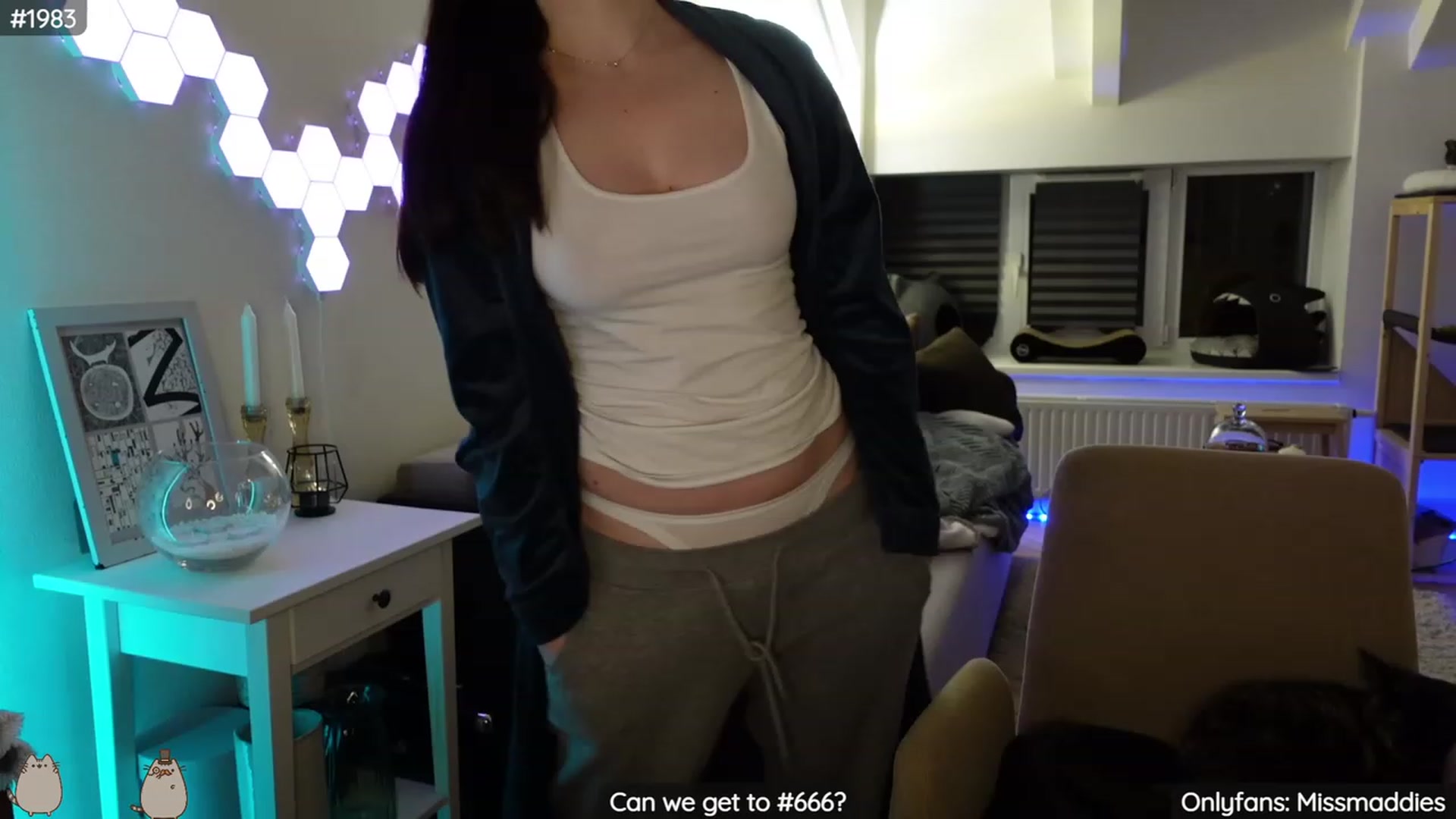 Gallery image thumbnail from MissMaddies's myfreecams stream on, 03/04/2023, 03:26 image 10 of 20