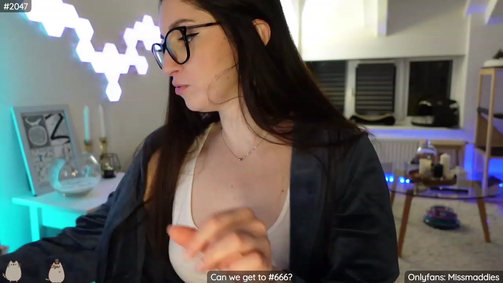 Gallery image thumbnail from MissMaddies's myfreecams stream on, 03/04/2023, 03:26 image 9 of 20