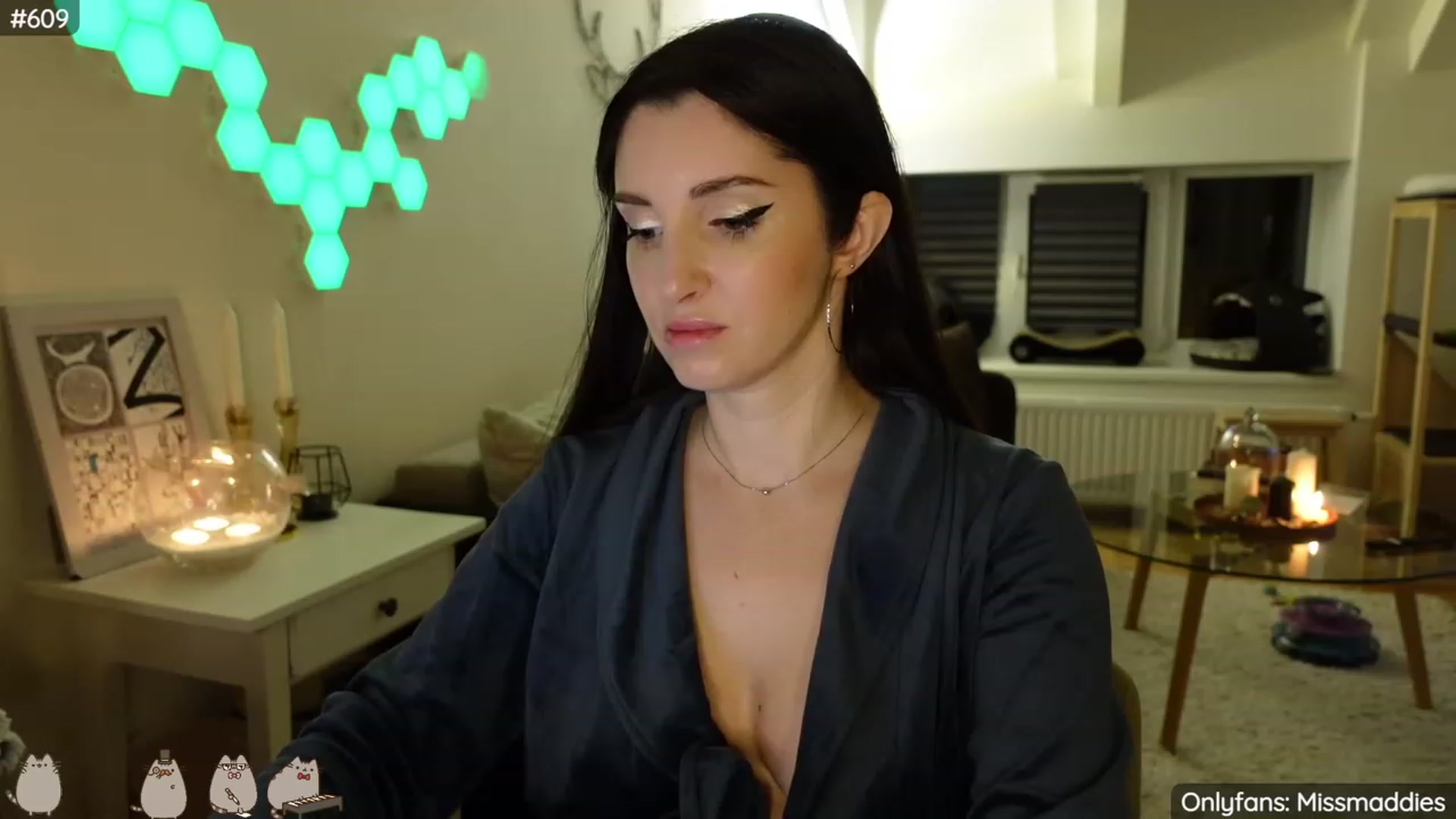 Gallery image thumbnail from MissMaddies's myfreecams stream on, 03/05/2023, 03:39 image 19 of 20