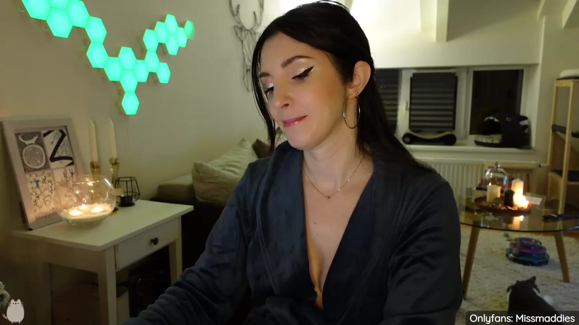 Gallery image thumbnail from MissMaddies's myfreecams stream on, 03/05/2023, 03:39 image 2 of 20