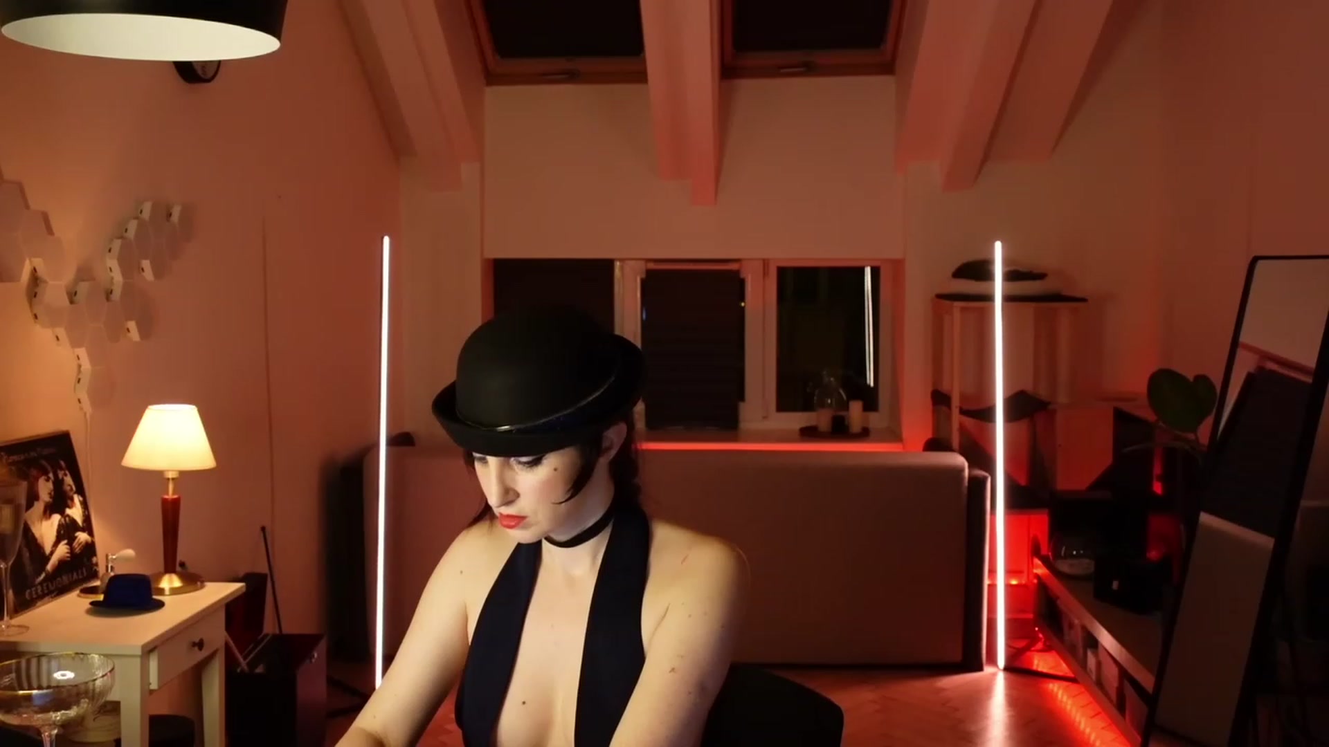 Gallery image thumbnail from MissMaddies's myfreecams stream on, 03/12/2023, 02:50 image 13 of 20