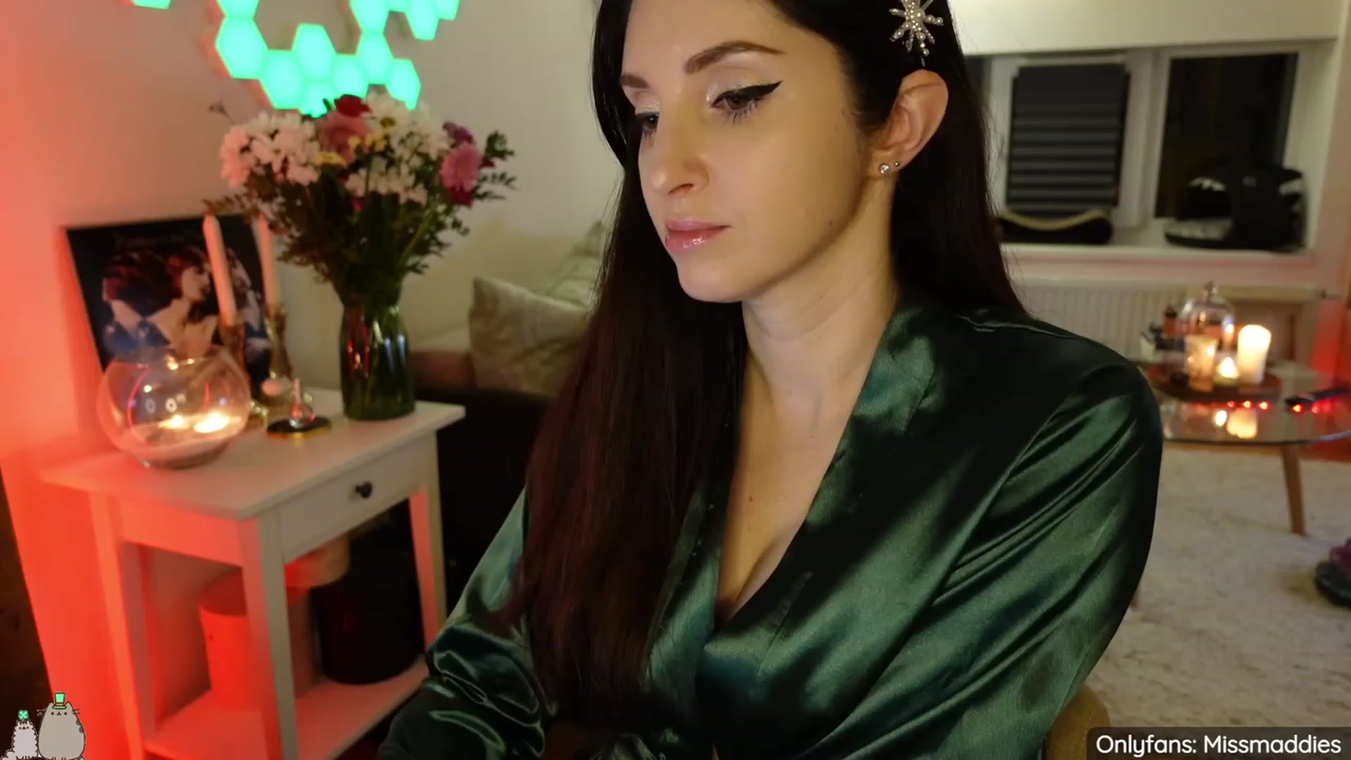 Gallery image thumbnail from MissMaddies's myfreecams stream on, 03/18/2023, 01:21 image 15 of 20