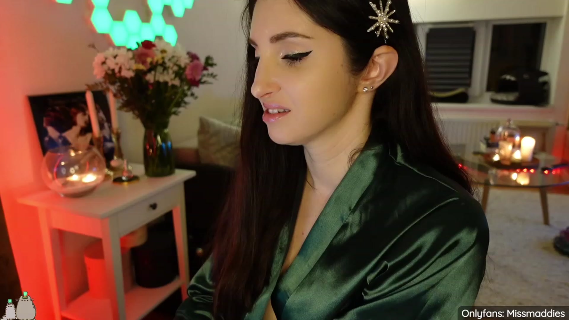 Gallery image thumbnail from MissMaddies's myfreecams stream on, 03/18/2023, 01:21 image 1 of 20