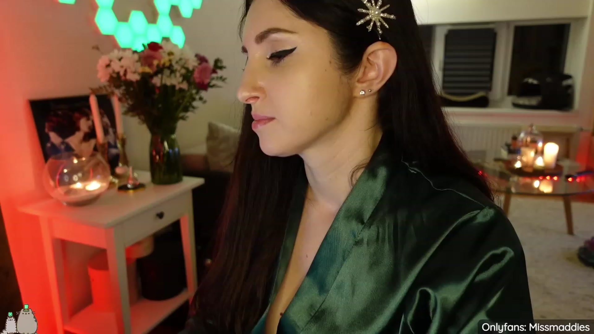 Gallery image thumbnail from MissMaddies's myfreecams stream on, 03/18/2023, 01:21 image 3 of 20
