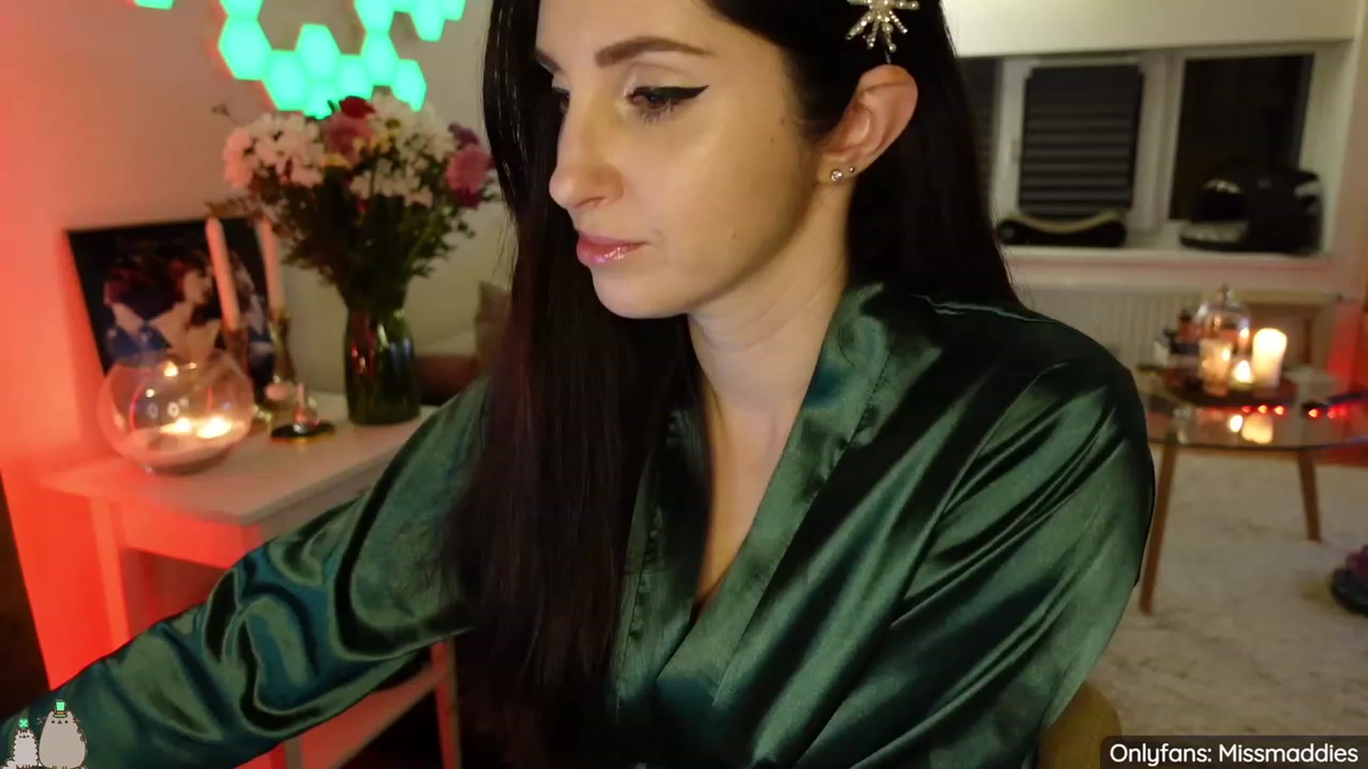 Gallery image thumbnail from MissMaddies's myfreecams stream on, 03/18/2023, 01:21 image 13 of 20