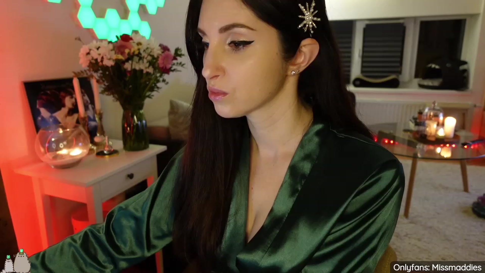 Gallery image thumbnail from MissMaddies's myfreecams stream on, 03/18/2023, 01:21 image 20 of 20